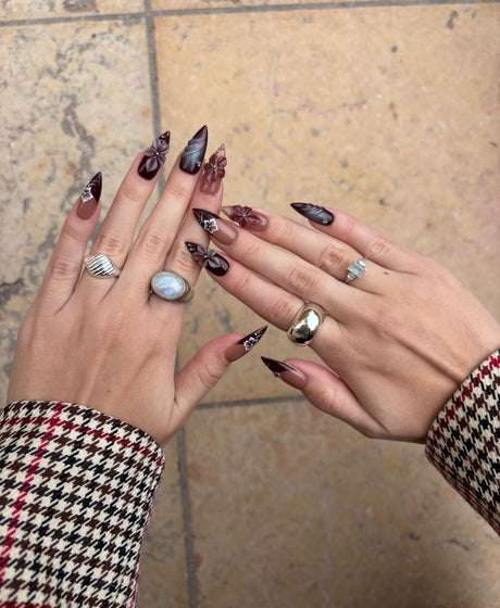 Stiletto Nails - FancyNails