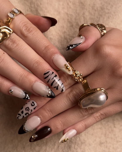 Black Instinct - FancyNails