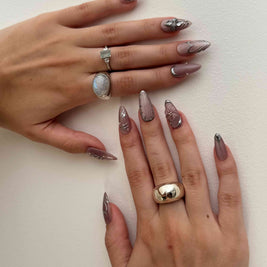Nebula Silver - FancyNails