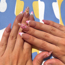 Faux ongles press-on 3D Pinky Baby – rose tendre floral été FancyNails